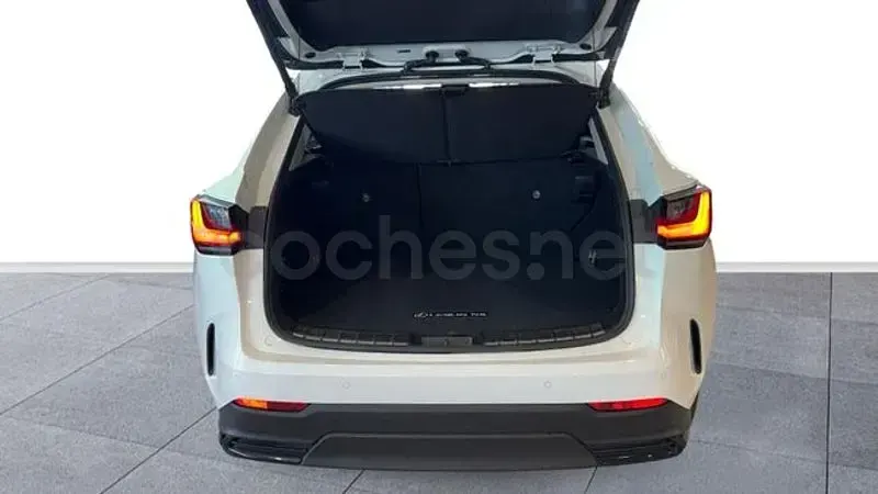 Usado Lexus NX450h+ 306 CV (225 kW) 2025 Blanco SUV