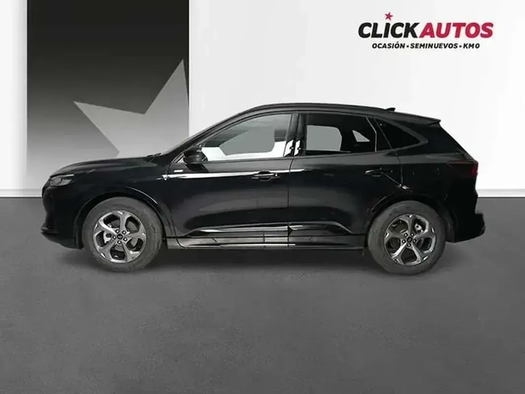 Usado Ford Kuga ST-Line 150 CV (110 kW) 2025 Negro SUV