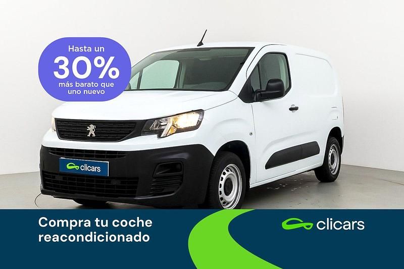 Blanco Usado 2022 Peugeot Partner S Monovolumen | 13.990 € (Un poco caro) - Imagen 1/4