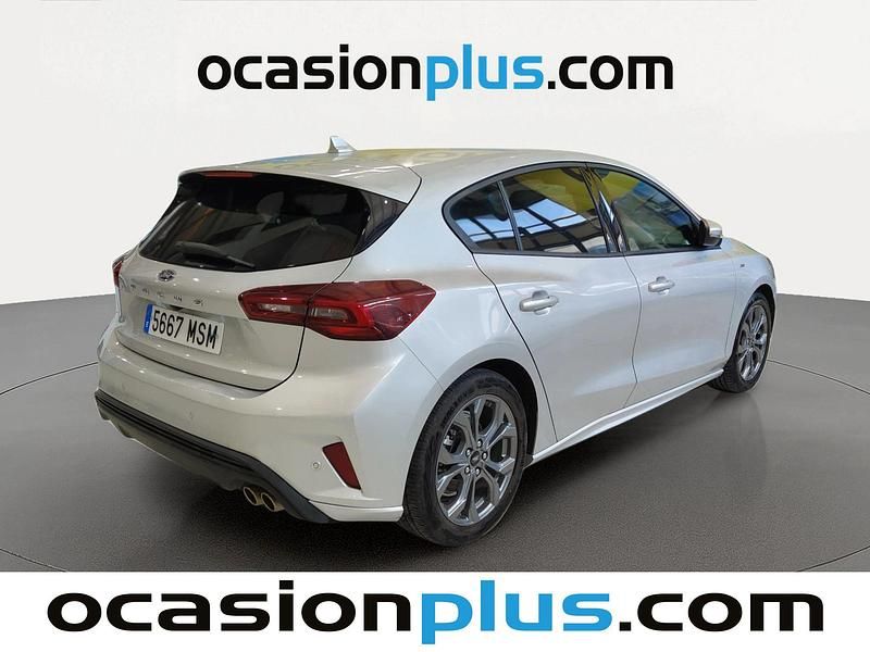Usado Ford Focus ST-Line 155 CV (114 kW) 2024 Gris plata Utilitario