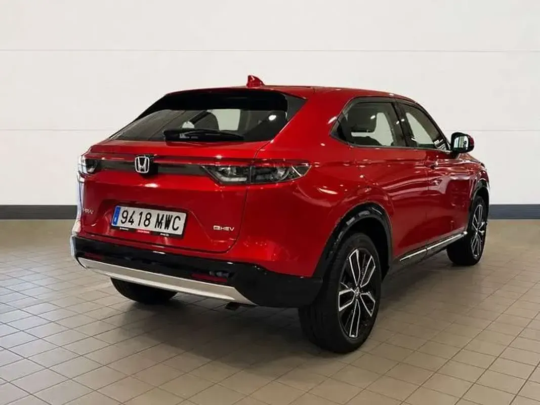 Usado Honda HR-V Advance 131 CV (96 kW) 2024 Rojo SUV