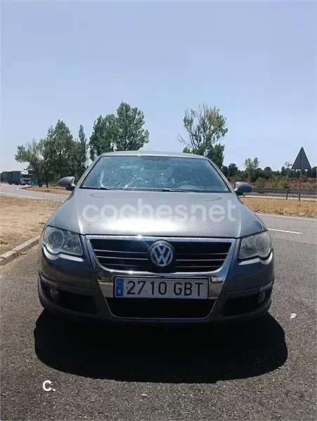 Usado VW Passat Advance 140 CV (102 kW) 2008 Beige Berlina