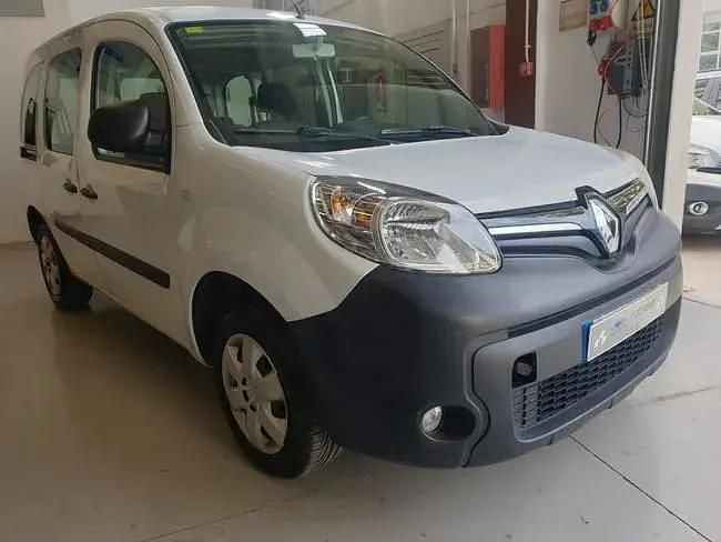 Begagnad Renault Kangoo 75 HK (55 kW) 2019 Vit Kombi