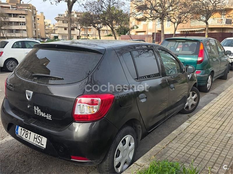 Usado Dacia Sandero Ambiance 75 CV (55 kW) 2013 Negro Berlina