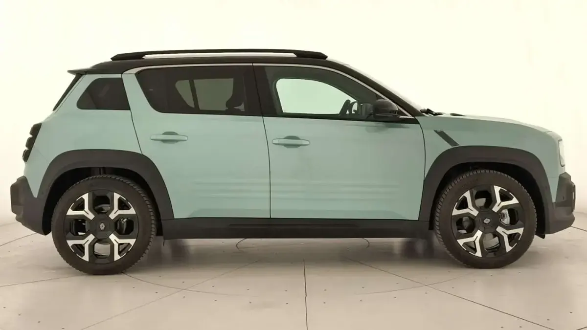 Nuevo Renault Megane E-Tech Techno 110 kW (150 CV) 2025 Verde SUV