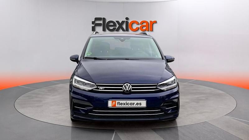 Usado VW Touran R-line 150 CV (110 kW) 2023 Azul Monovolumen