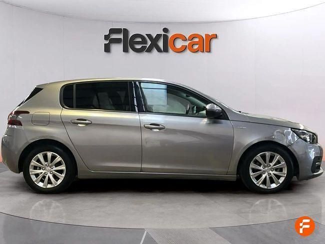 Usado Peugeot 308 Style 130 CV (95 kW) 2020 Gris Berlina