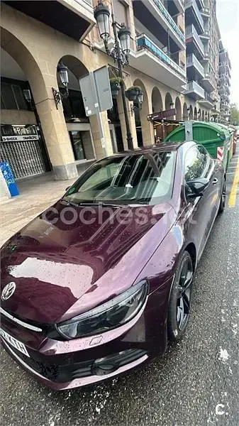 Usado VW Scirocco 160 CV (117 kW) 2009 Violeta / lila Coupe