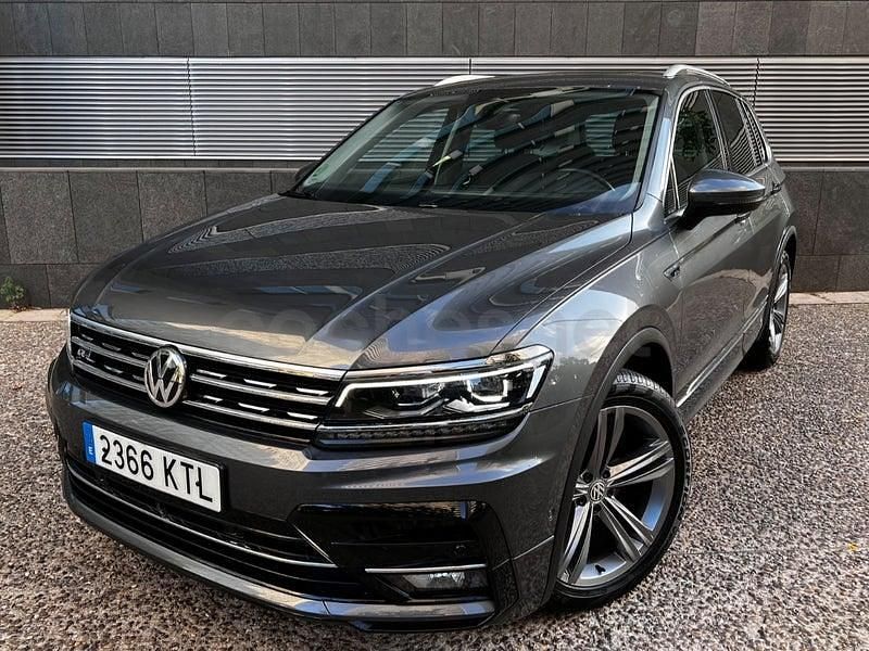 Usado VW Tiguan Sportline 150 CV (110 kW) 2019 Gris / plata SUV