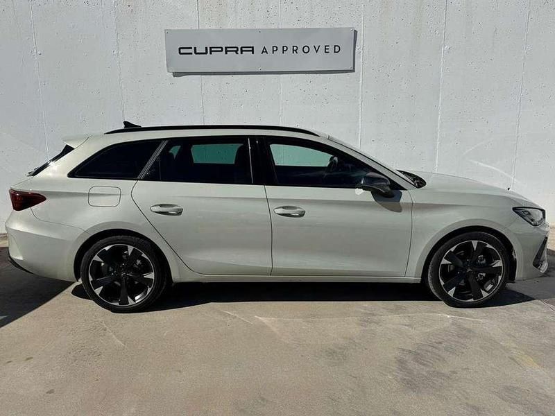 Usado Cupra Leon 150 CV (110 kW) 2025 Gris Familiar