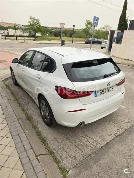 Usado BMW 116 116 CV (85 kW) 2023 Blanco Utilitario