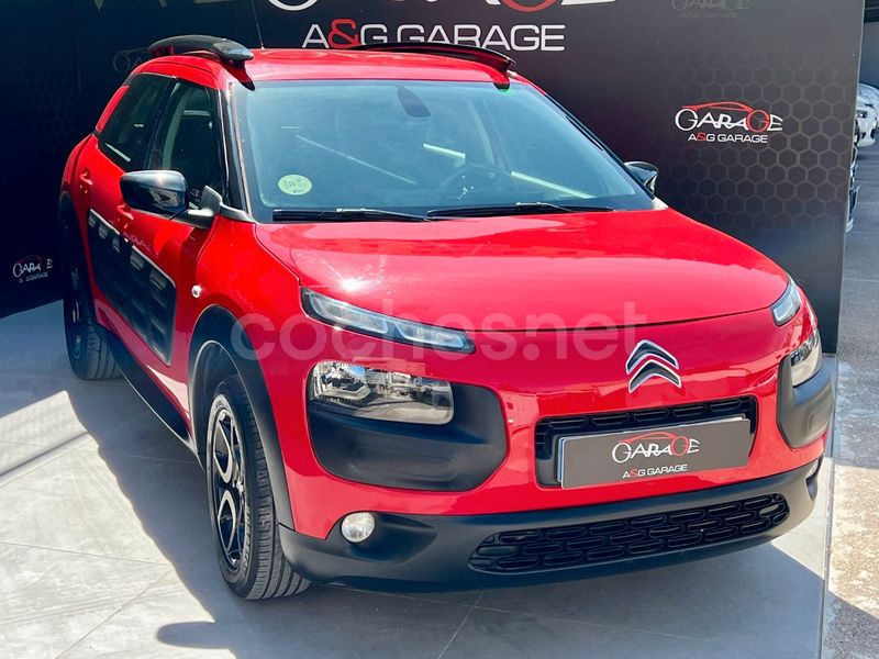Rojo Usado 2017 Citroën C4 Cactus Feel Utilitario | 8990 € (Precio justo) - Imagen 1/4