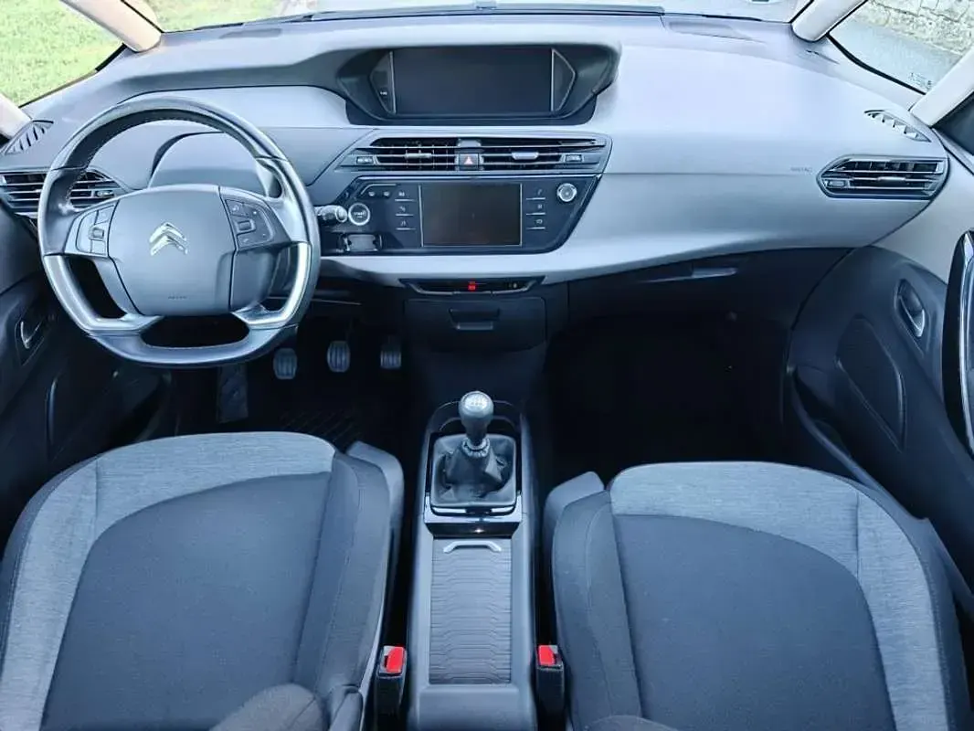 Usado Citroën Grand C4 Picasso Feel 131 CV (96 kW) 2017 Azul Monovolumen