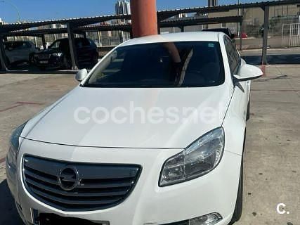 Blanco Usado 2012 Opel Insignia Excellence Berlina | 8000 € (Precio justo) - Imagen 1/4