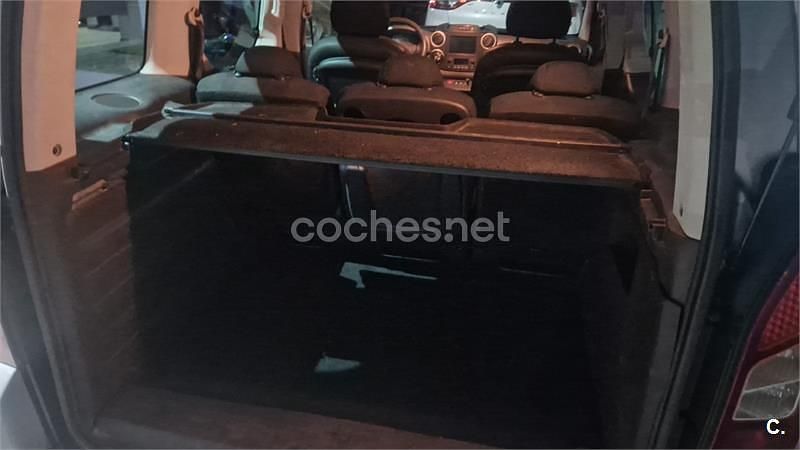 Gris / plata Usado 2018 Citroën Berlingo Feel Monovolumen | 13.500 € (Un poco caro) - Imagen 1/4