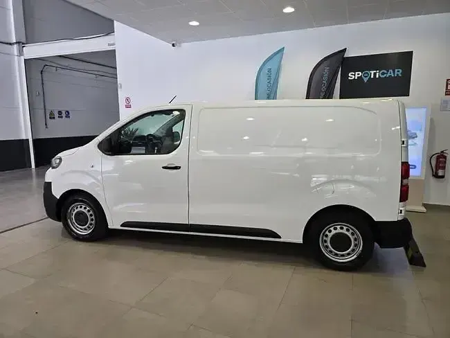 Usado Peugeot Expert S 120 CV (88 kW) 2022 Blanco Van