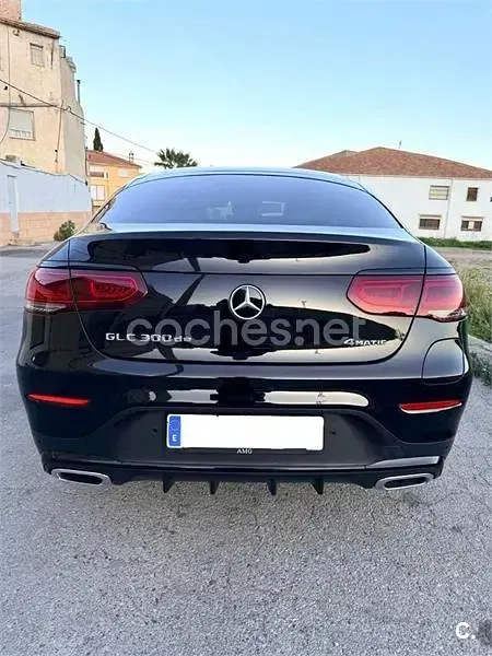 Usado Mercedes GLC300e 306 CV (225 kW) 2021 Negro SUV