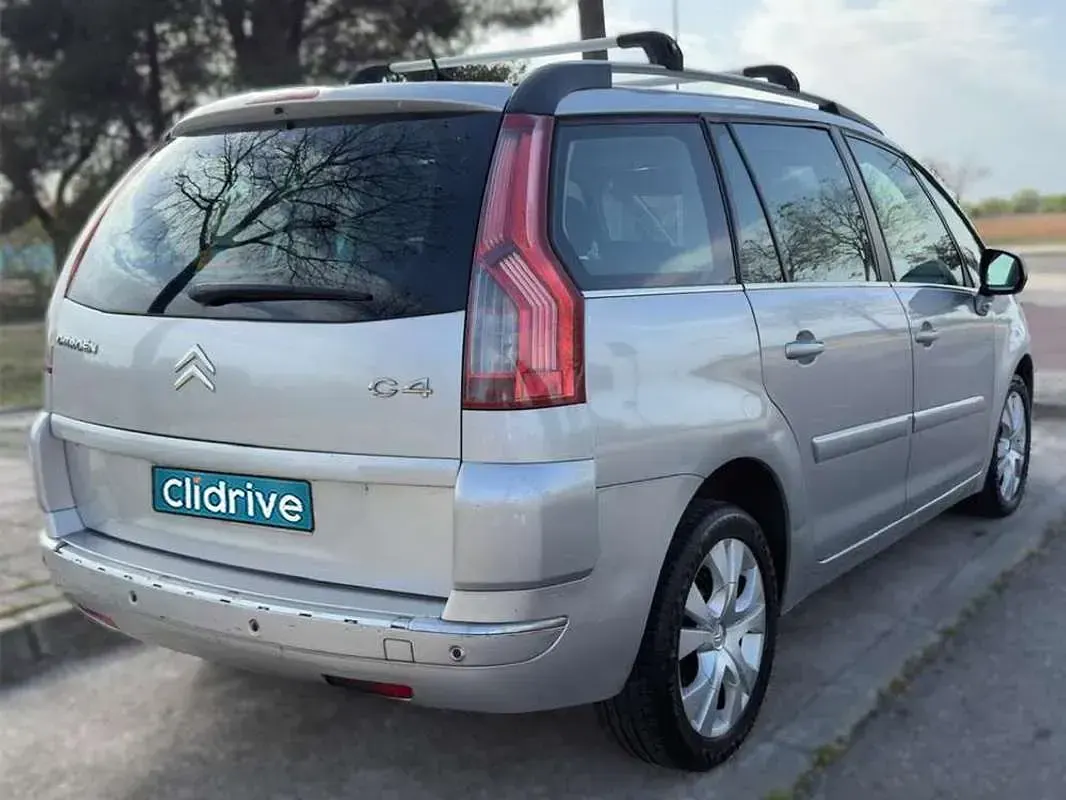 Usado Citroën C4 109 CV (80 kW) 2010 Gris Utilitario
