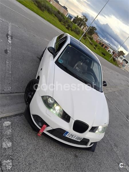 Usado Seat Ibiza FR 150 CV (110 kW) 2008 Blanco Berlina