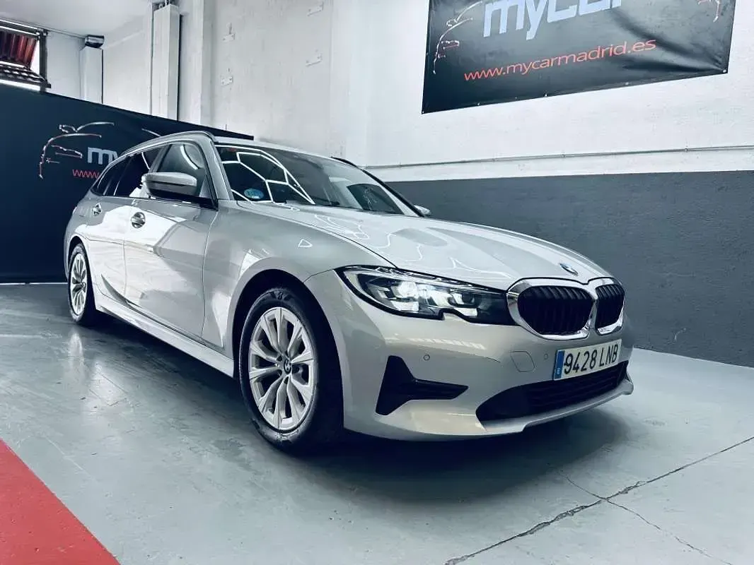 Usado BMW 320 190 CV (139 kW) 2021 Gris Familiar