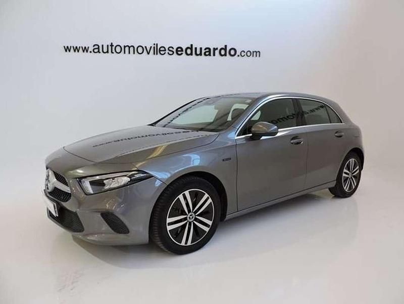 Gris Usado 2020 Mercedes A250 Berlina | 22.400 € (Buen precio) - Imagen 1/4