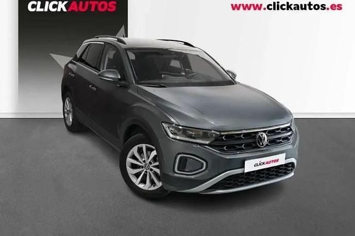 Usado VW T-Roc Life 151 CV (111 kW) 2024 Gris SUV
