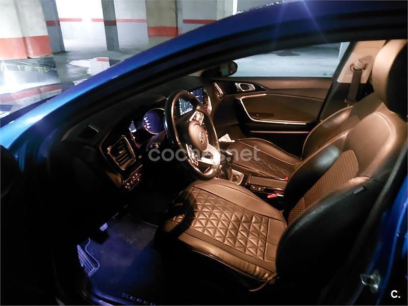 Usado Kia XCeed 120 CV (88 kW) 2019 Azul SUV