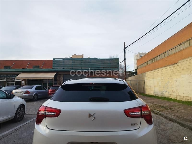 Usado DS Automobiles DS5 Prestige 181 CV (133 kW) 2018 Blanco Utilitario