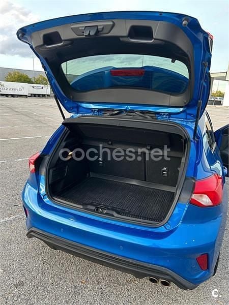 Begagnad Ford Focus ST-Line 150 HK (110 kW) 2018 Blå Sedan