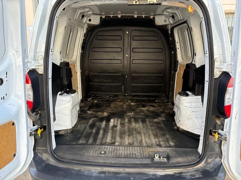 Usado Ford Transit Trend 95 CV (69 kW) 2017 Blanco Van