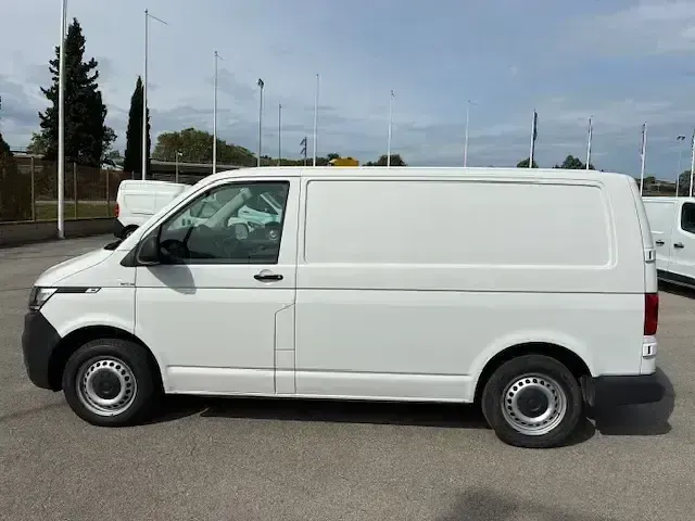 Usado VW T6.1 150 CV (110 kW) 2021 Blanco Van