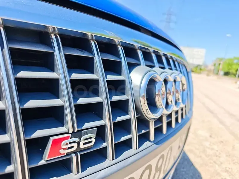 Usado Audi S8 450 CV (330 kW) 2006 Verde Berlina