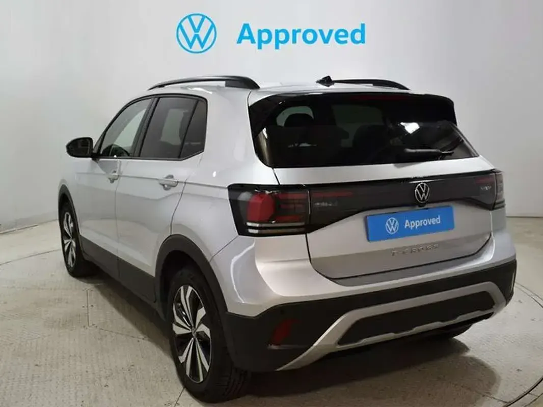 Usado VW T-Cross 116 CV (85 kW) 2025 Gris SUV