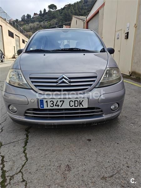 Usado Citroën C3 Exclusive 70 CV (51 kW) 2004 Gris / plata Berlina