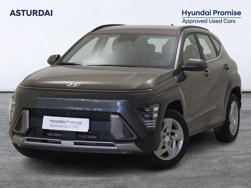 Gris / plata Usado 2024 Hyundai Kona SUV | 23.990 € (Caro) - Imagen 1/4