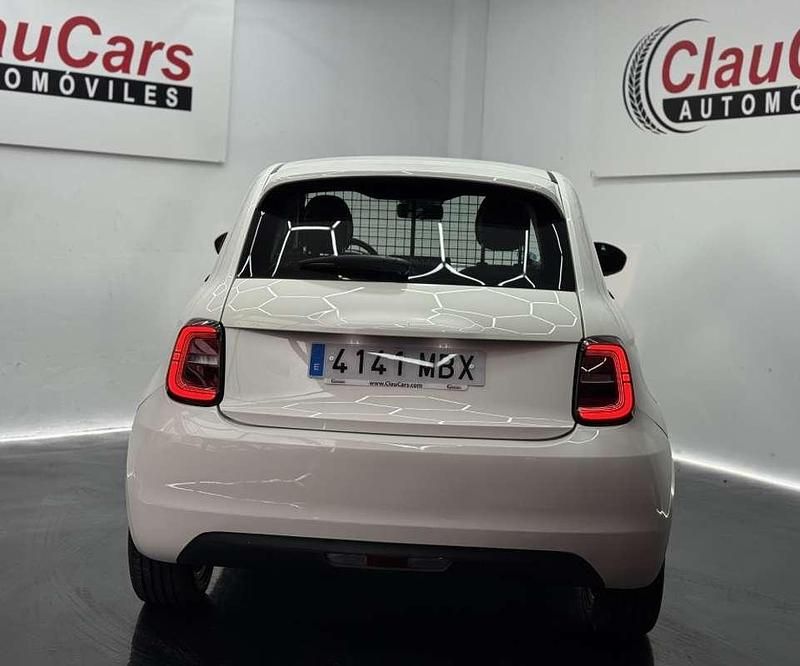 Usado Fiat 500e Business 86 kW (118 CV) 2022 Blanco Utilitario