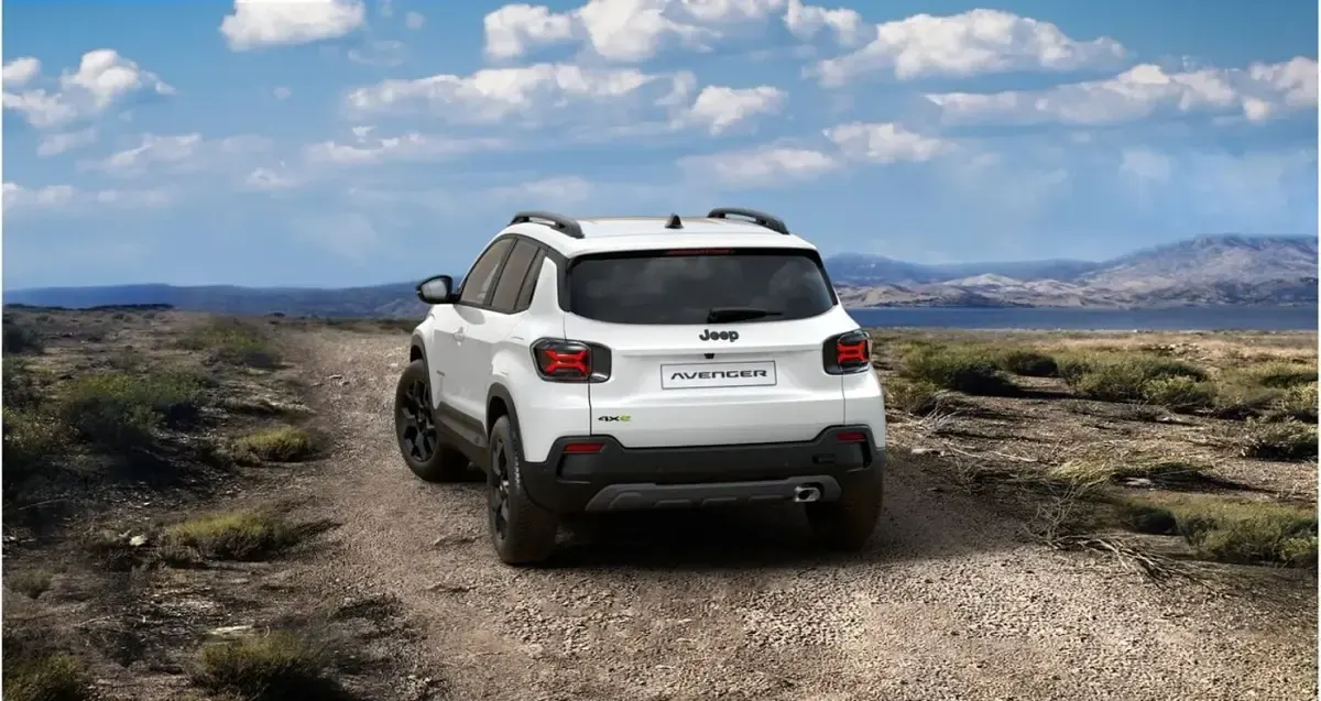 Nuevo Jeep Avenger North 145 CV (106 kW) 2025 Blanco SUV