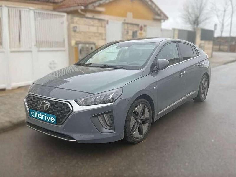 Usado Hyundai Ioniq 105 CV (77 kW) 2021 Gris Utilitario
