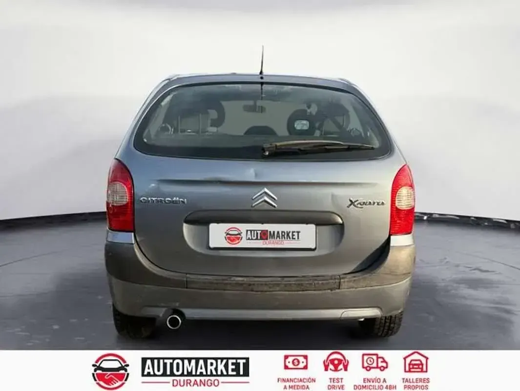 Usado Citroën Xsara Exclusive 90 CV (66 kW) 2007 Gris Monovolumen