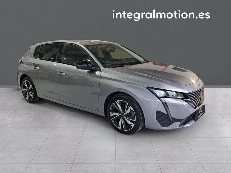 Usado Peugeot 308 Allure 130 CV (95 kW) 2024 Marrón Familiar