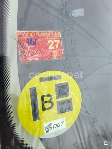 Usado Ford Focus 115 CV (84 kW) 2014 Rojo Berlina