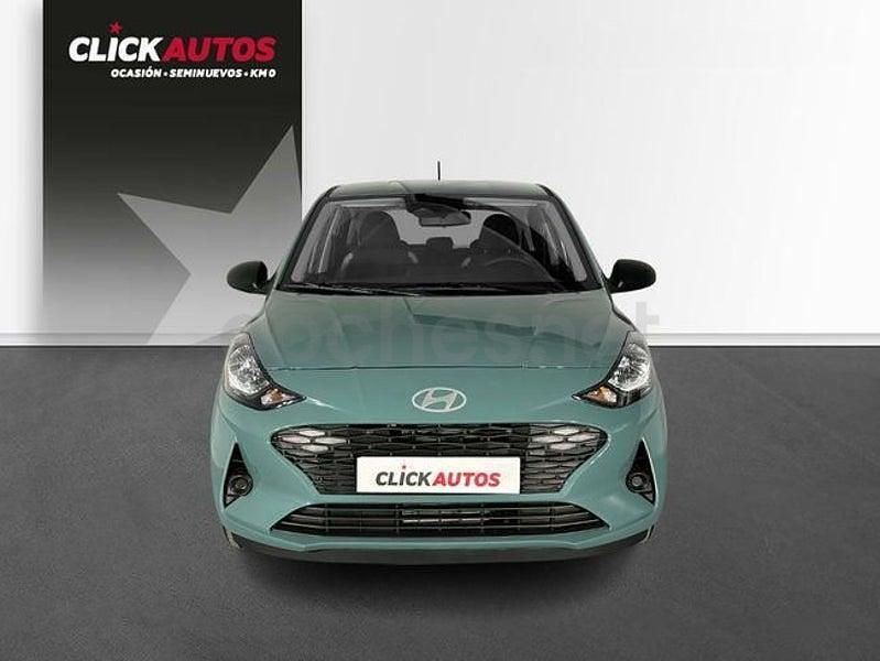Usado Hyundai i10 67 CV (49 kW) 2024 Verde Utilitario