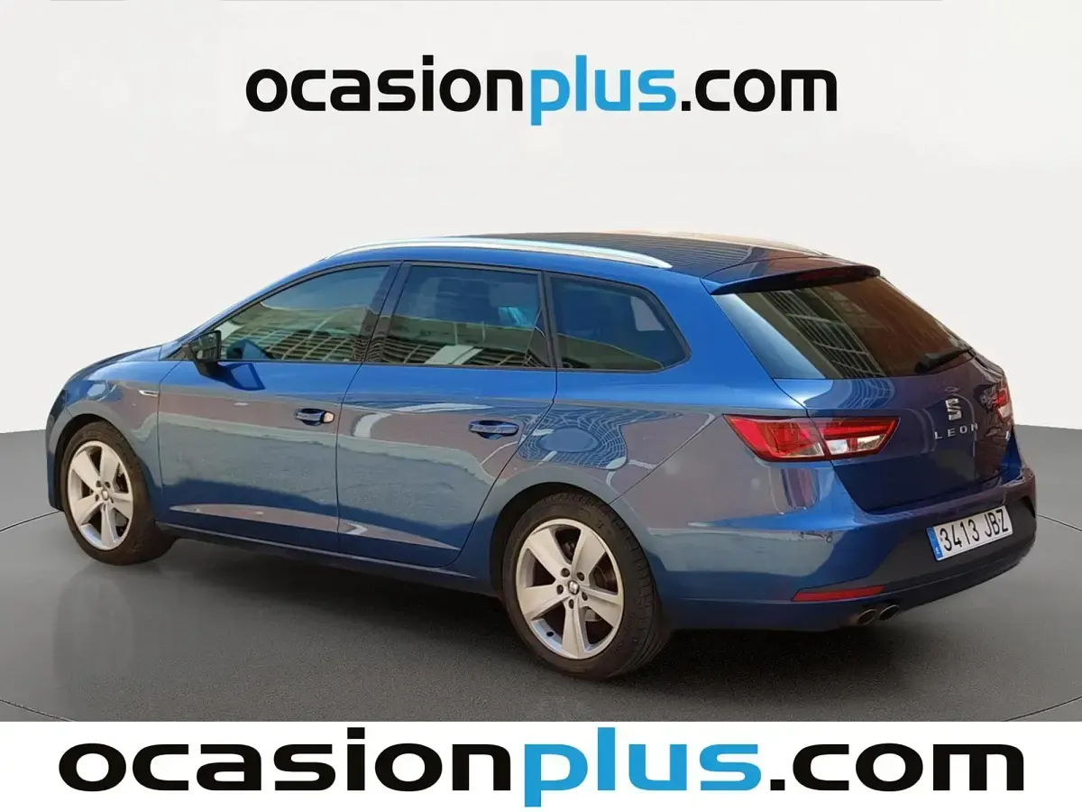 Usado Seat Leon FR 150 CV (110 kW) 2015 Azul Monovolumen