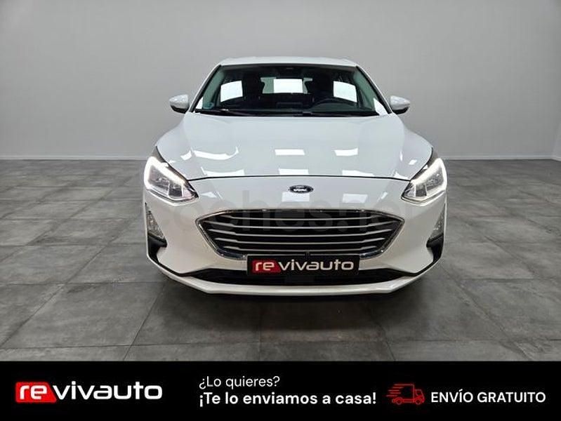 Usado Ford Focus Trend 120 CV (88 kW) 2022 Blanco Berlina