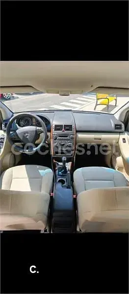 Usado Mercedes A150 Elegance 95 CV (69 kW) 2008 Negro Monovolumen