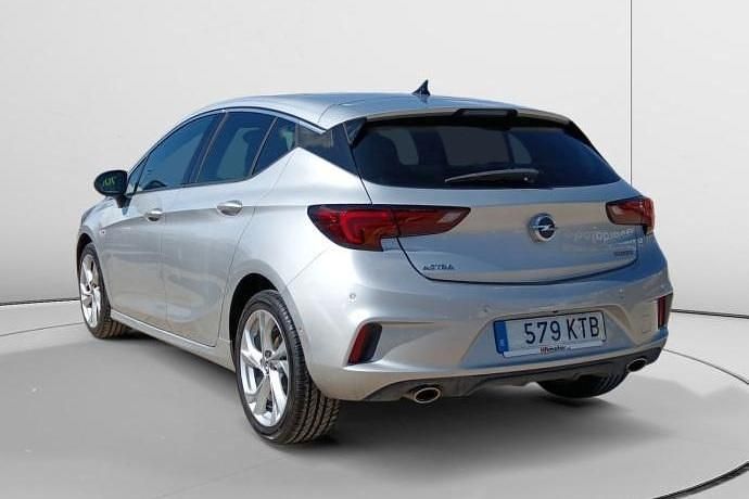 Usado Opel Astra 200 CV (147 kW) 2019