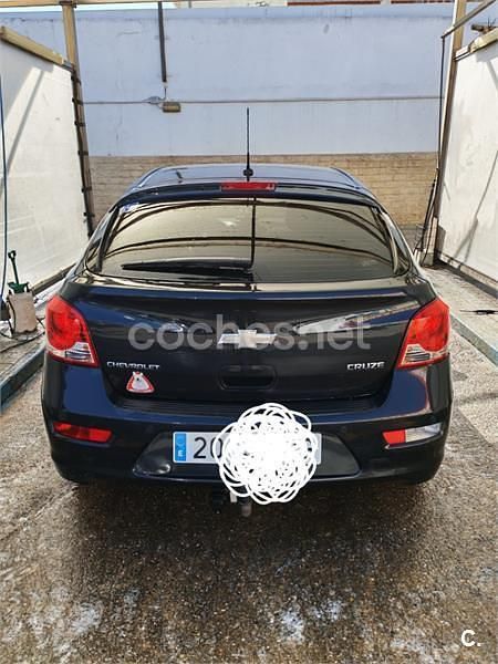Usado Chevrolet Cruze LT 163 CV (119 kW) 2013 Negro Berlina
