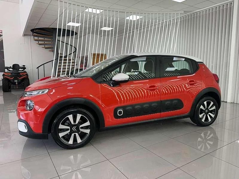 Usado Citroën C3 Feel 75 CV (55 kW) 2018 Naranja Berlina