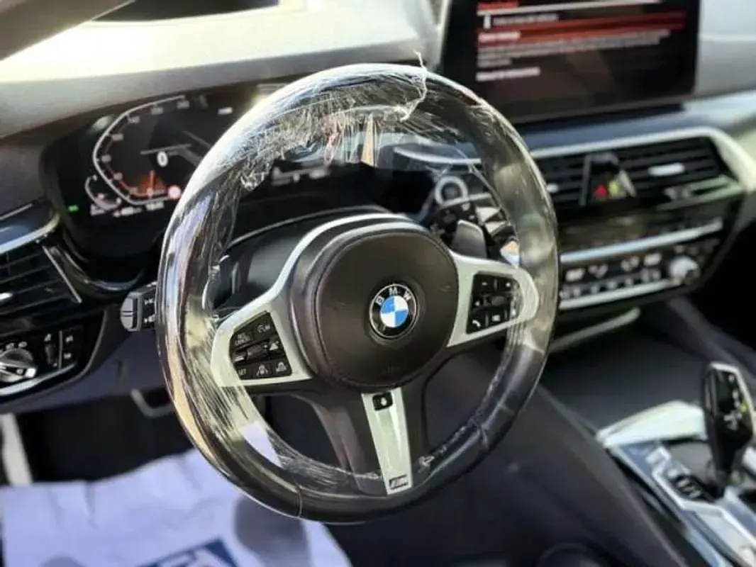 Occasion BMW 520 M Sport 197 PK (144 kW) 2022 Blauw Stationwagen