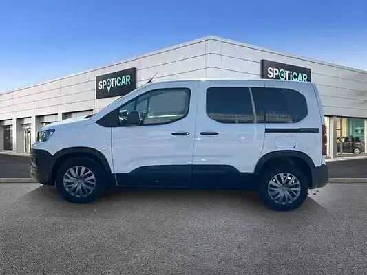 Usado Peugeot Rifter Business-Line 100 CV (73 kW) 2023 Monovolumen